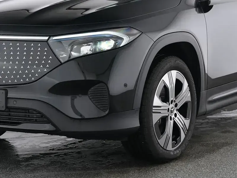 Second-hand Mercedes EQB250+ Night 139 kW (190 CP) 2025 Negru SUV
