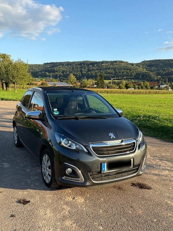 Grau Gebraucht 2019 Peugeot 108 Kleinwagen | 8.400 € (Fairer Preis) - Bild 1/4