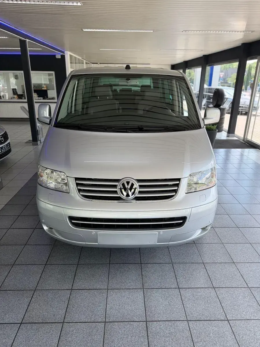 Gebraucht VW Multivan Comfortline 131 PS (96 kW) 2005 Silber Van / Kleinbus