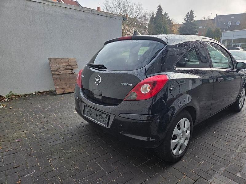 Gebraucht Opel Corsa 69 PS (50 kW) 2010 Schwarz Limousine