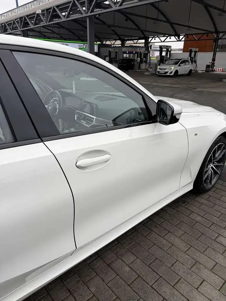 Gebraucht BMW 330 M Sport 185 PS (136 kW) 2020 Weiß Limousine