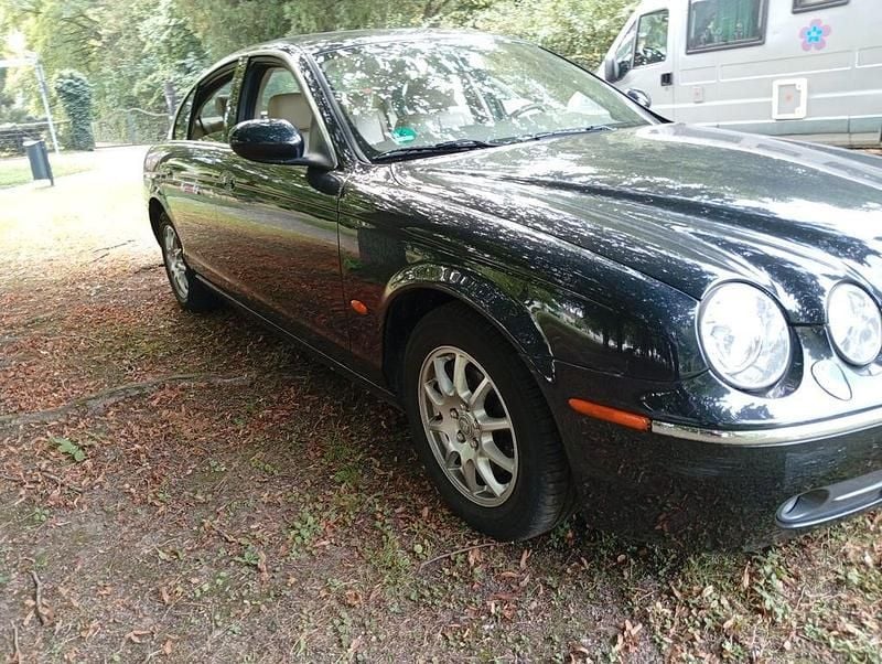 Schwarz Gebraucht 2004 Jaguar S-Type S Limousine | 950 € - Bild 1/1