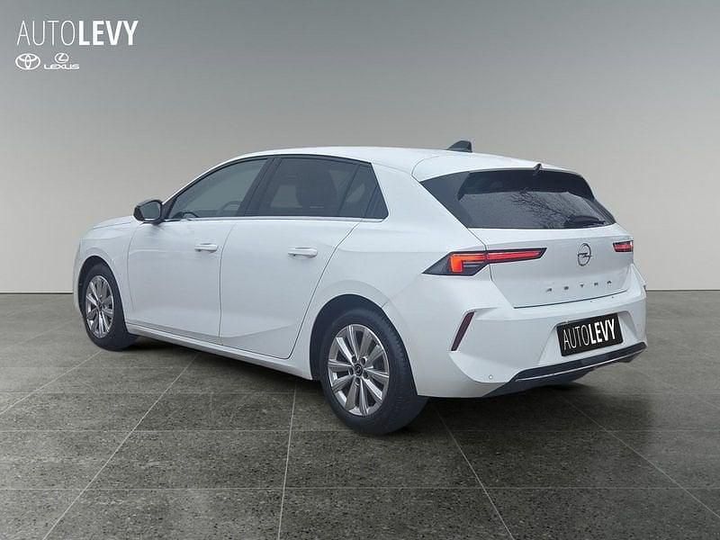 Gebraucht Opel Astra Elegance 131 PS (96 kW) 2023 Weiss banquise/typ aussenverkl Limousine