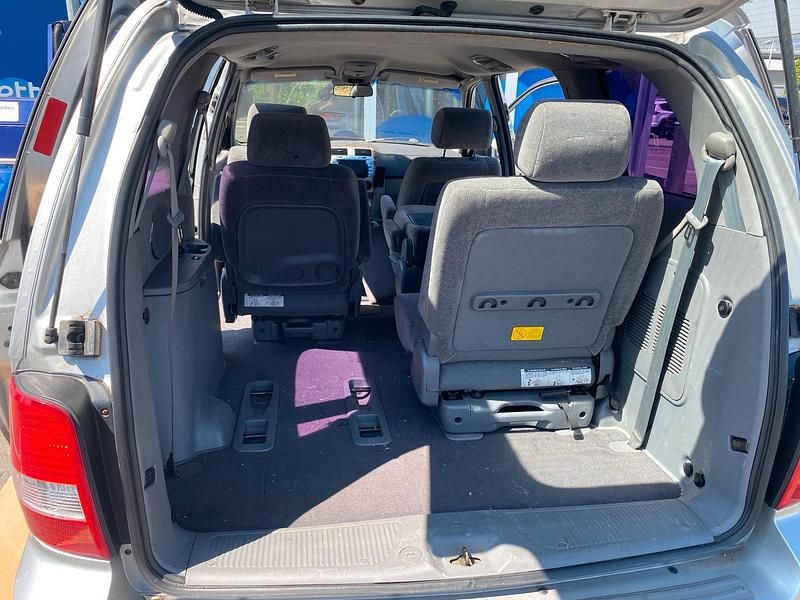 Gebraucht Kia Carnival 144 PS (105 kW) 2005 Van / Kleinbus