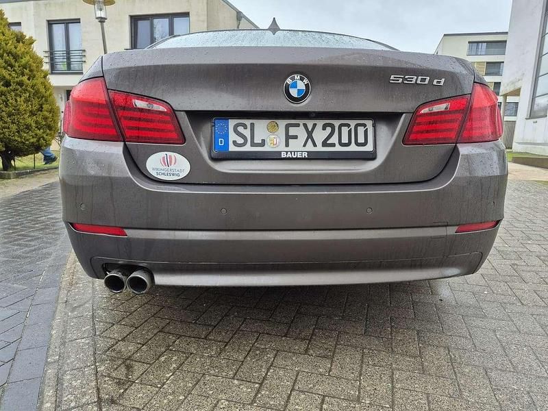 Gebraucht BMW 530 245 PS (180 kW) 2011 Limousine