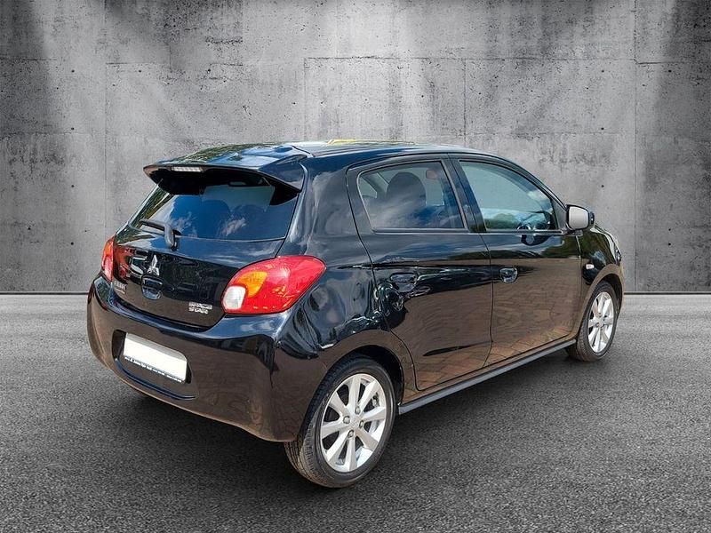 Gebraucht Mitsubishi Space Star 80 PS (58 kW) 2014 Schwarz Van / Kleinbus