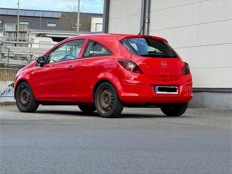 Gebraucht Opel Corsa 90 PS (66 kW) 2008 Rot Kleinwagen