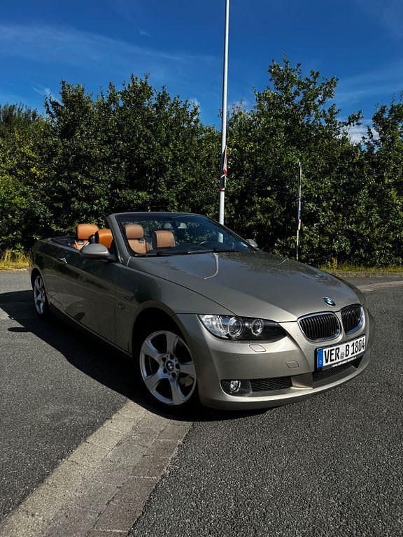 Beige Gebraucht 2007 BMW 325 Cabriolet Sport Line Cabrio | 8.490 € (Superpreis) - Bild 1/4