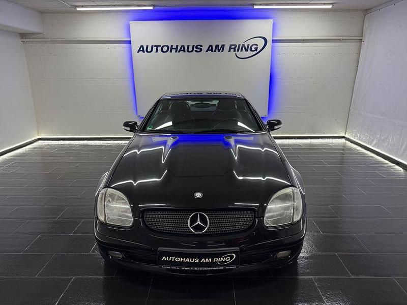 Gebraucht Mercedes SLK230 197 PS (144 kW) 2001 Schwarz Cabrio