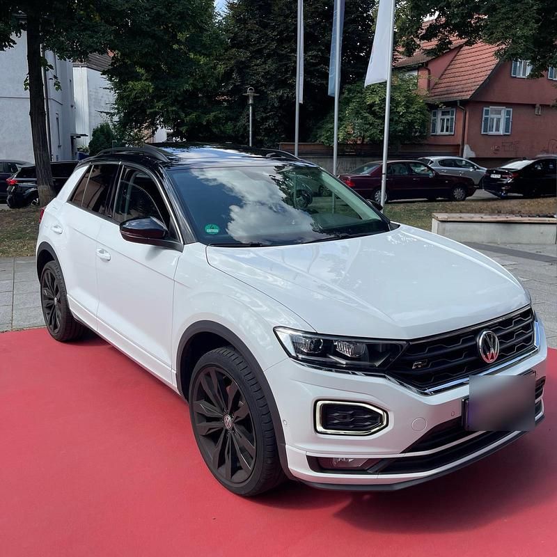 Weiß Gebraucht 2020 VW T-Roc R-line Edition SUV | 25.480 € (Fairer Preis) - Bild 1/4