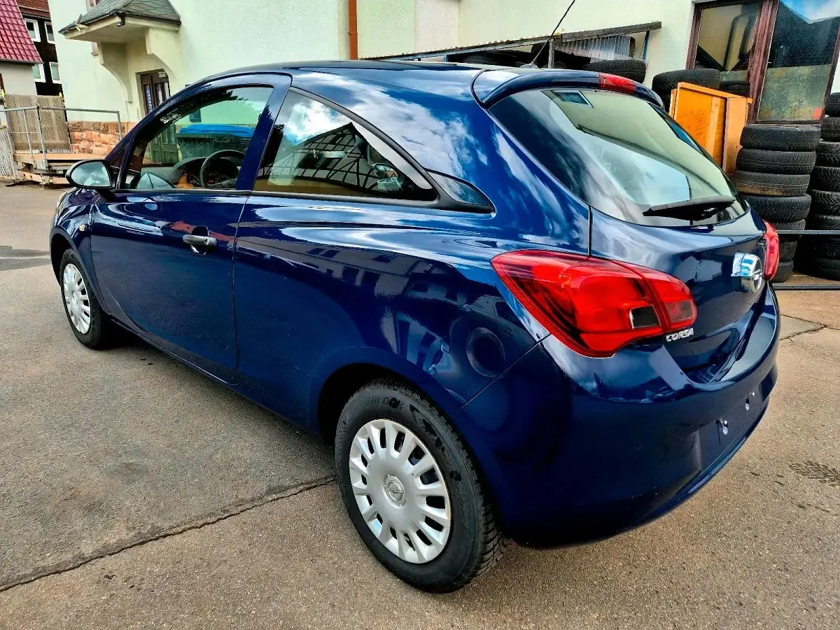 Second-hand Opel Corsa 70 CP (51 kW) 2016 Albastru Hatchback