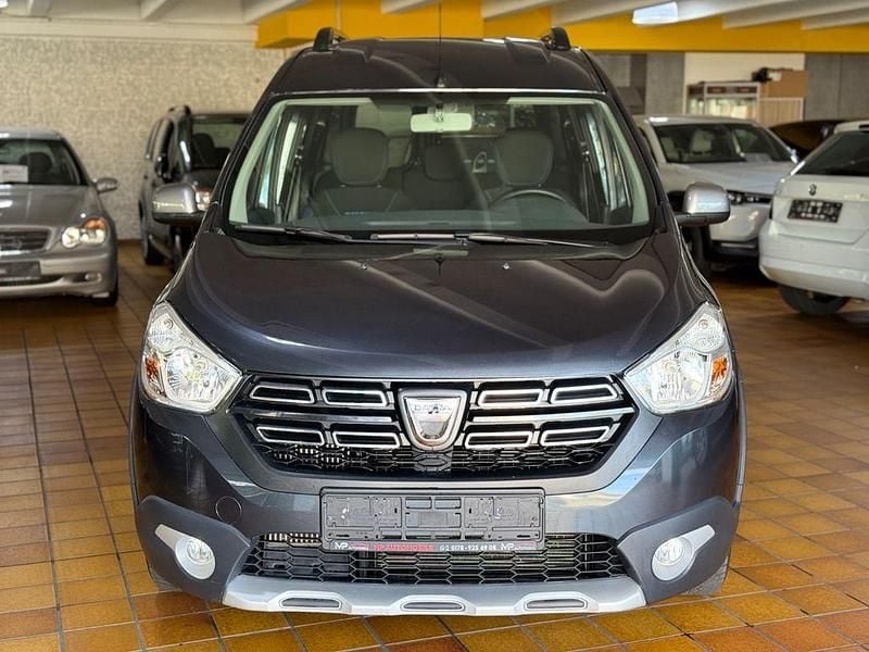 Gebraucht Dacia Dokker Stepway 131 PS (96 kW) 2020 Grau Van / Kleinbus