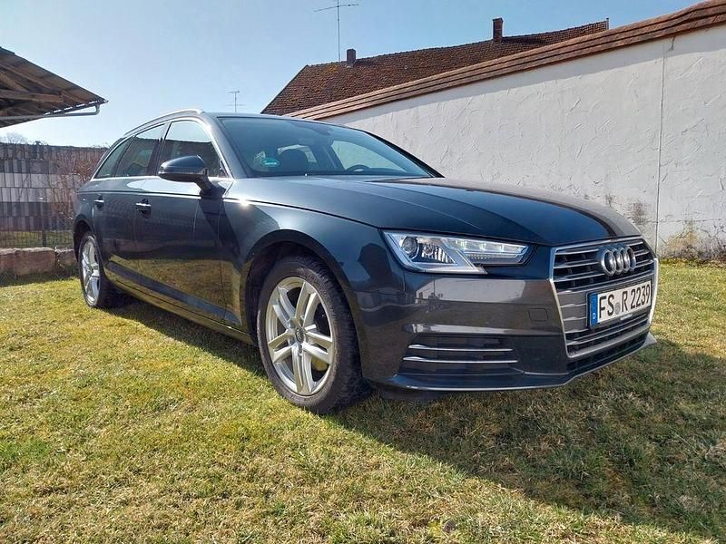Gebraucht Audi A4 Sport 150 PS (110 kW) 2016 Grau Kombi