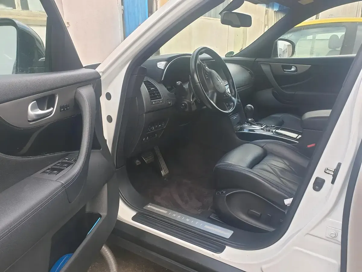 Gebraucht Infiniti QX70 S Design 238 PS (175 kW) 2015 Weiß SUV
