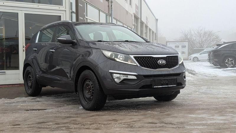 Grau Gebraucht 2016 Kia Sportage SUV | 12.950 € (Superpreis) - Bild 1/4