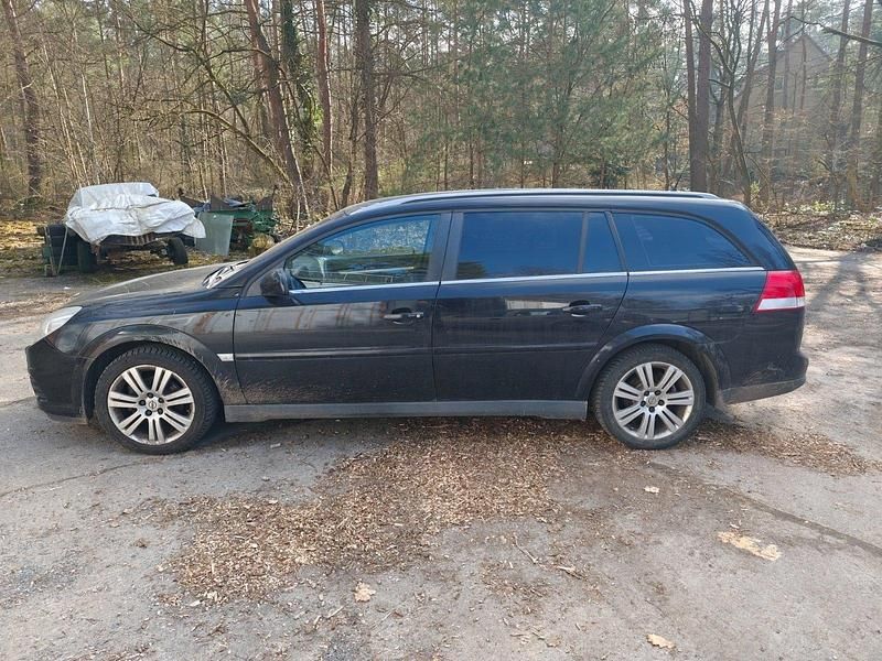 Gebraucht Opel Vectra 155 PS (114 kW) 2007 Schwarz Kombi
