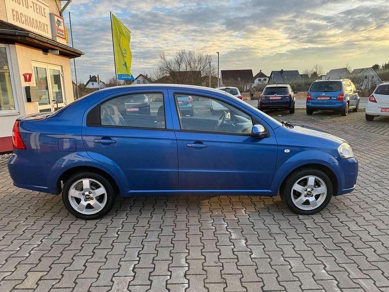 Gebraucht Chevrolet Aveo 101 PS (74 kW) 2006 Blau Limousine