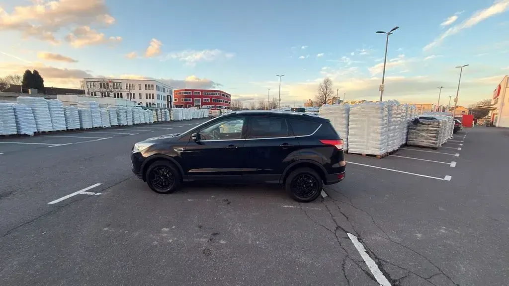 Gebraucht Ford Kuga Titanium 140 PS (102 kW) 2014 Schwarz SUV