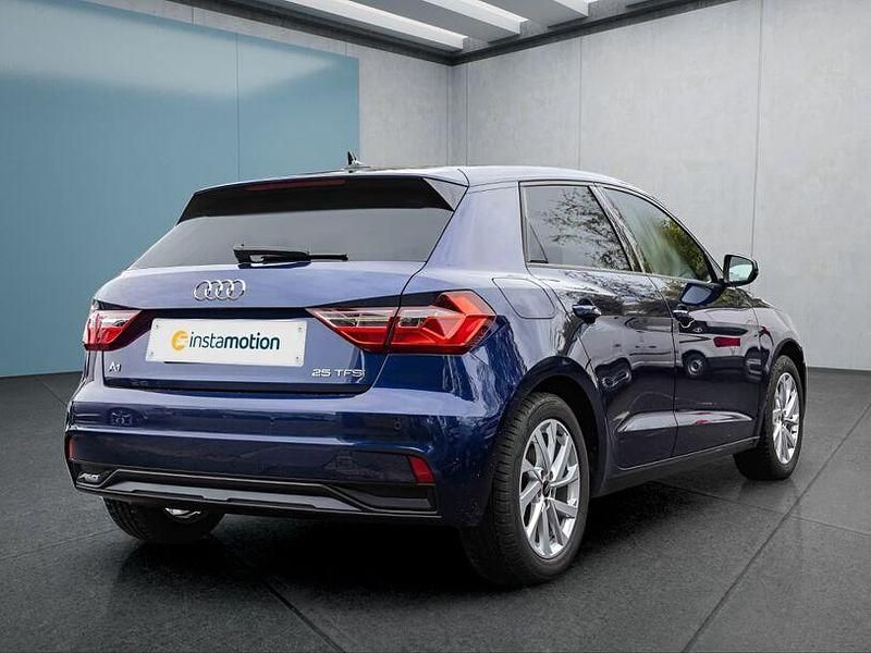 Gebraucht Audi A1 2024 Blau SUV