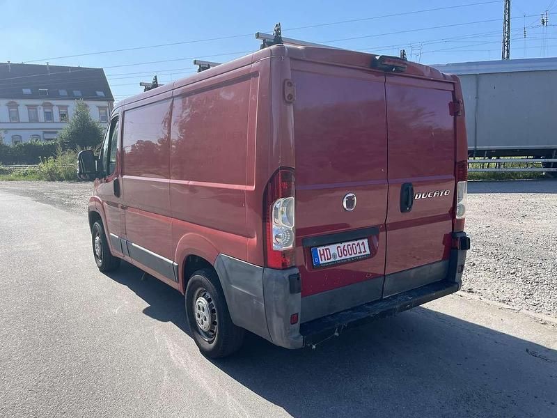Gebraucht Fiat Ducato 101 PS (74 kW) 2008 Rot Van