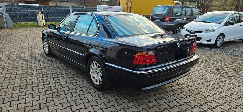 Gebraucht BMW 740 286 PS (210 kW) 1995 Blau Limousine