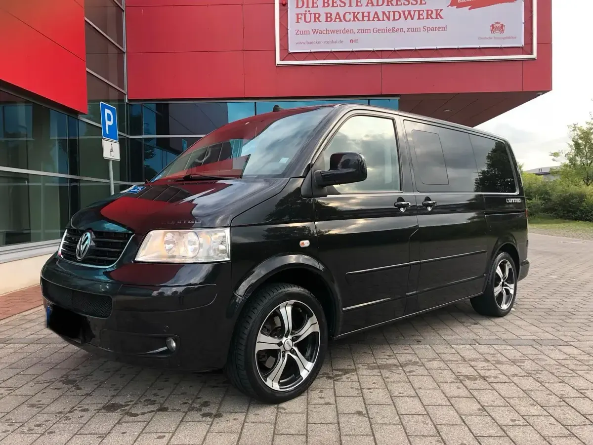 Gebraucht VW Multivan 174 PS (127 kW) 2009 Schwarz Van / Kleinbus