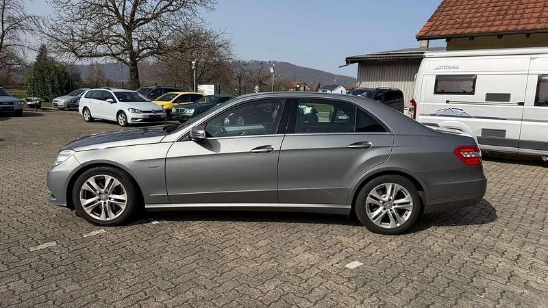 Gebraucht Mercedes E350 265 PS (194 kW) 2011 Grau Limousine