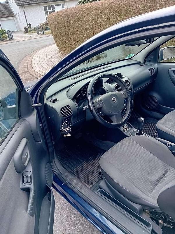 Gebraucht Opel Corsa Comfort 75 PS (55 kW) 2002 Blau Kleinwagen
