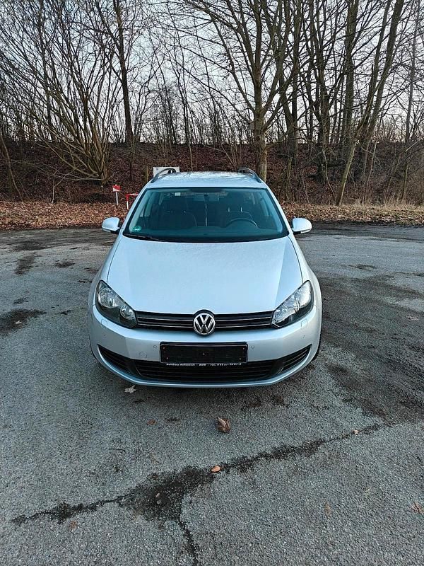 Gebraucht VW Golf VI 110 PS (80 kW) 2010 Silber Kleinwagen