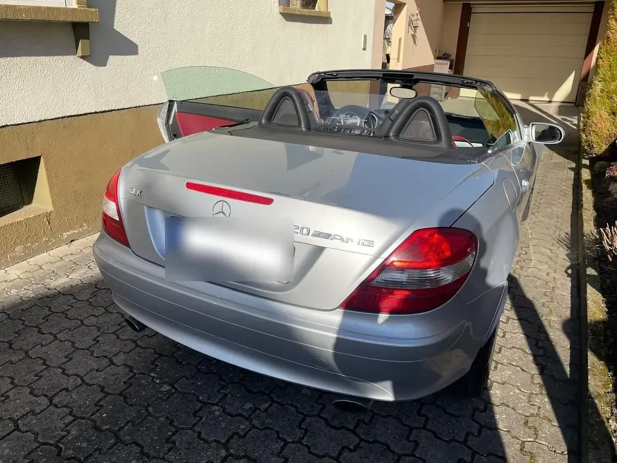 Gebraucht Mercedes SLK200 163 PS (119 kW) 2005 Silber Cabrio