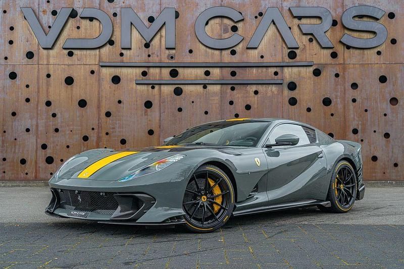 Gebraucht Ferrari 812 829 PS (609 kW) 2022 Grau Coupé