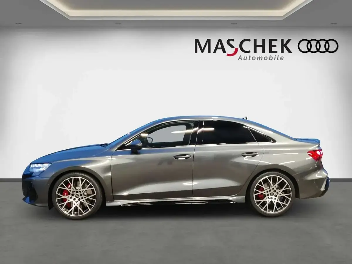 Gebraucht Audi RS3 Sport 400 PS (294 kW) 2026 Daytonagrau perleffekt Limousine