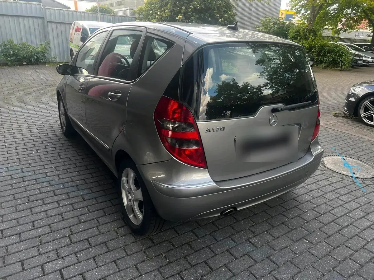 Gebraucht Mercedes A170 116 PS (85 kW) 2006 Gold Limousine