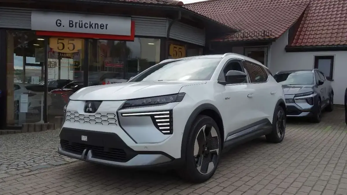 Neu Mitsubishi Eclipse Diamant Edition 160 kW (218 PS) 2026 Himalayaweiß SUV