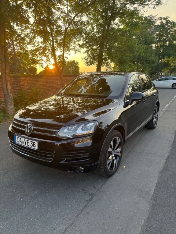Schwarz Gebraucht 2012 VW Touareg Terrain Tech SUV | 14.990 € (Superpreis) - Bild 1/4