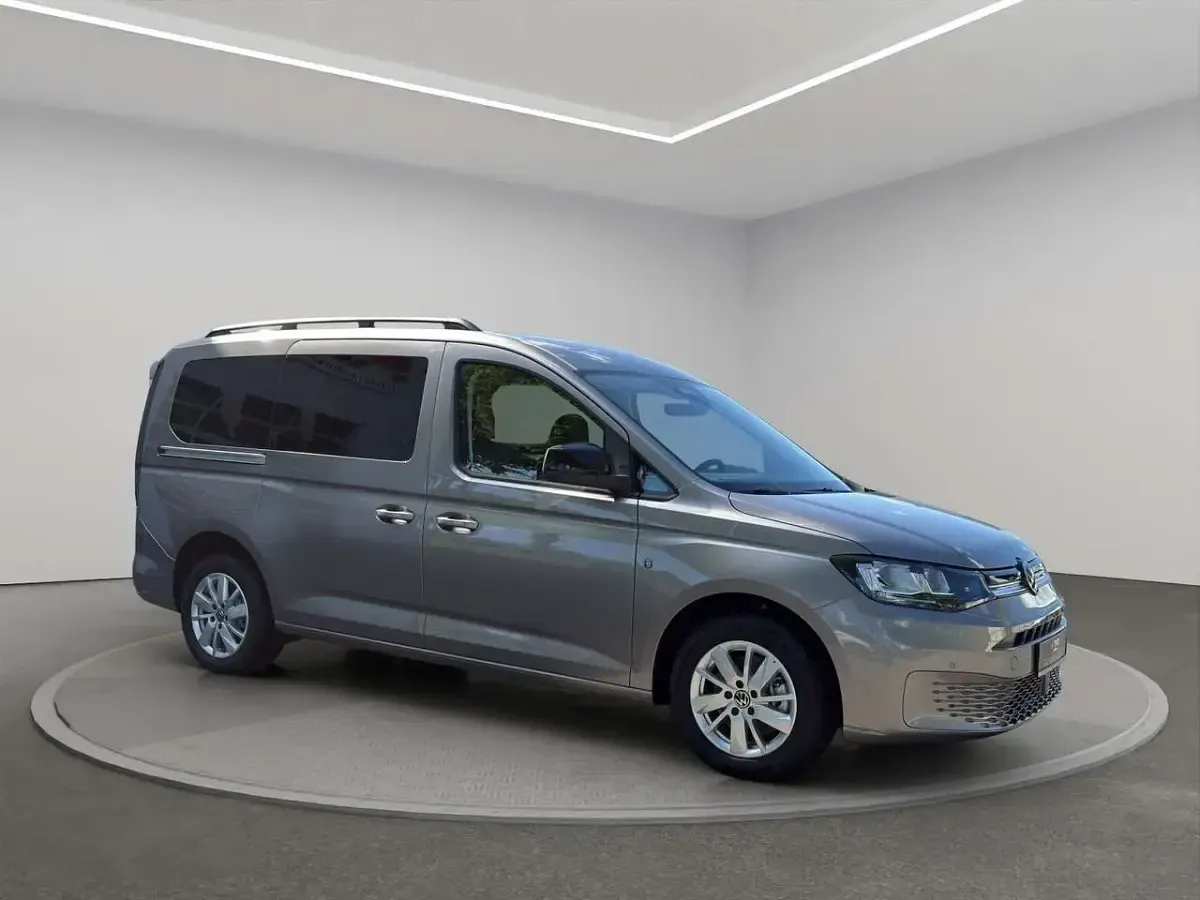 Neu VW Caddy Life 122 PS (89 kW) 2026 Mojave beige metallic Van / Kleinbus