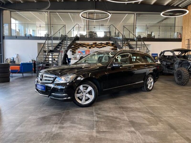 Schwarz Gebraucht 2014 Mercedes C200 Kombi | 12.299 € (Fairer Preis) - Bild 1/4