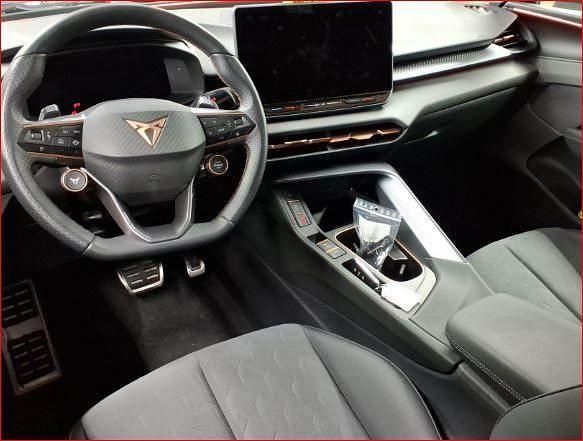 Second-hand Cupra Terramar 204 CP (150 kW) 2025 Negru SUV