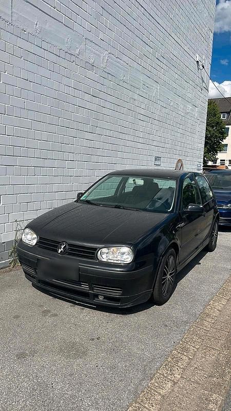 Gebraucht VW Golf IV 116 PS (85 kW) 2000 Schwarz Kleinwagen