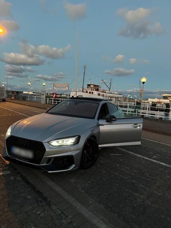 Silber Gebraucht 2020 Audi RS5 Premium Limousine | 41.500 € (Fairer Preis) - Bild 1/4
