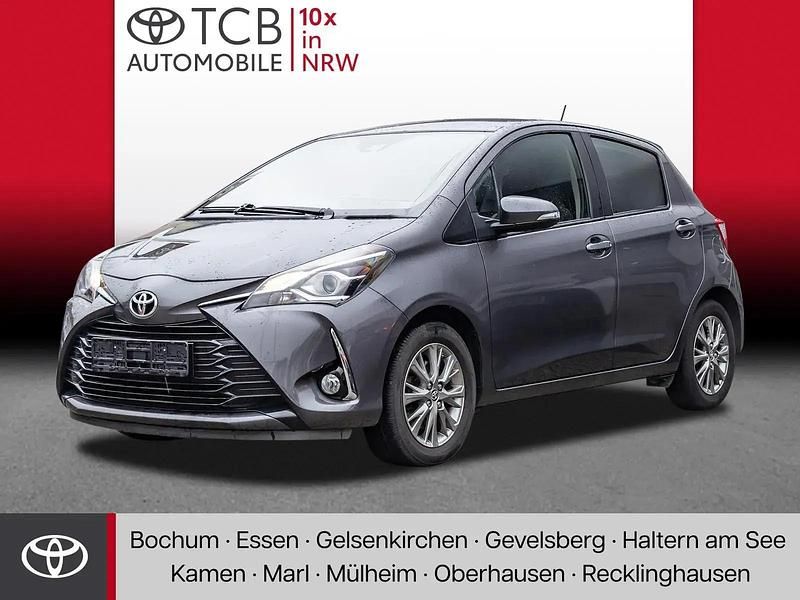 Gebraucht Toyota Yaris Plus 111 PS (81 kW) 2017 Marlingrau metallic Kleinwagen