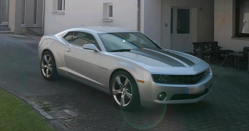 Gebraucht Chevrolet Camaro 330 PS (242 kW) 2010 Silber Coupé