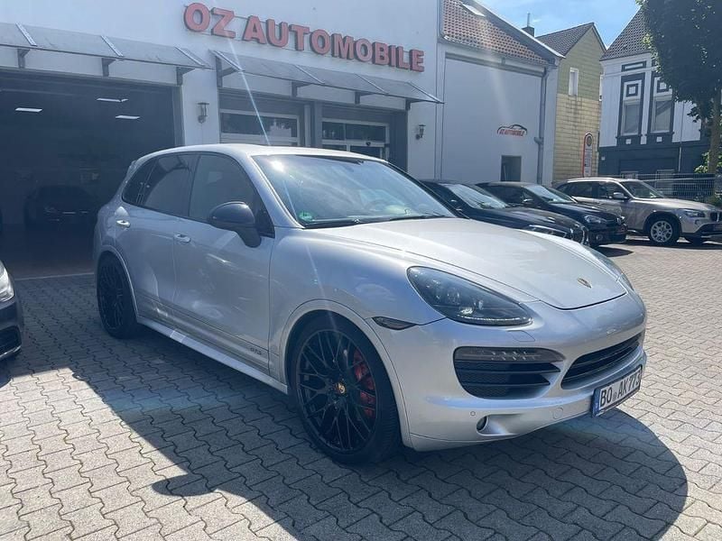 Silber Gebraucht 2011 Porsche Cayenne Basis SUV | 19.950 € (Teuer) - Bild 1/4