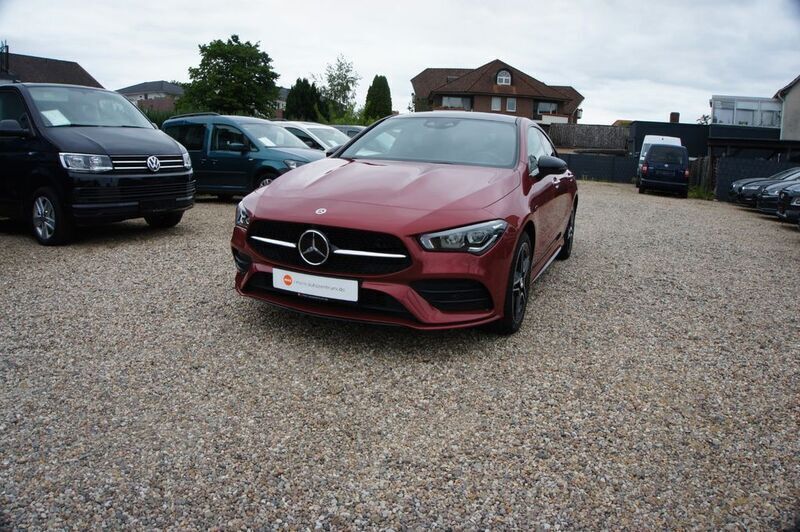 Rot Gebraucht 2020 Mercedes CLA250e Limousine | 29.860 € (Fairer Preis) - Bild 1/4