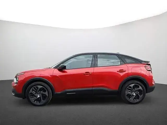 Gebraucht Citroën C4 Feel 131 PS (96 kW) 2023 Rot SUV