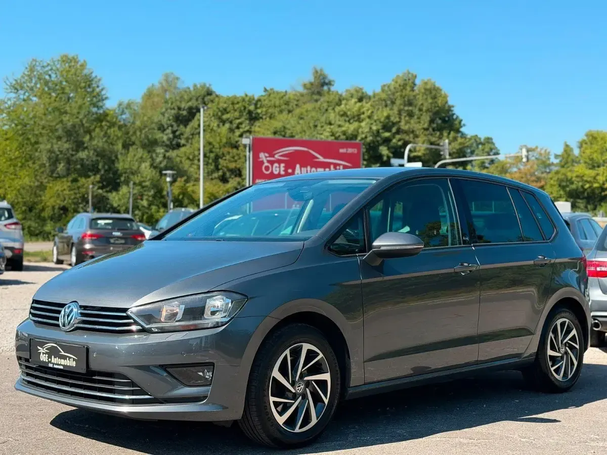 Gebraucht VW Golf Sportsvan Sound 125 PS (91 kW) 2017 Grau Van / Kleinbus