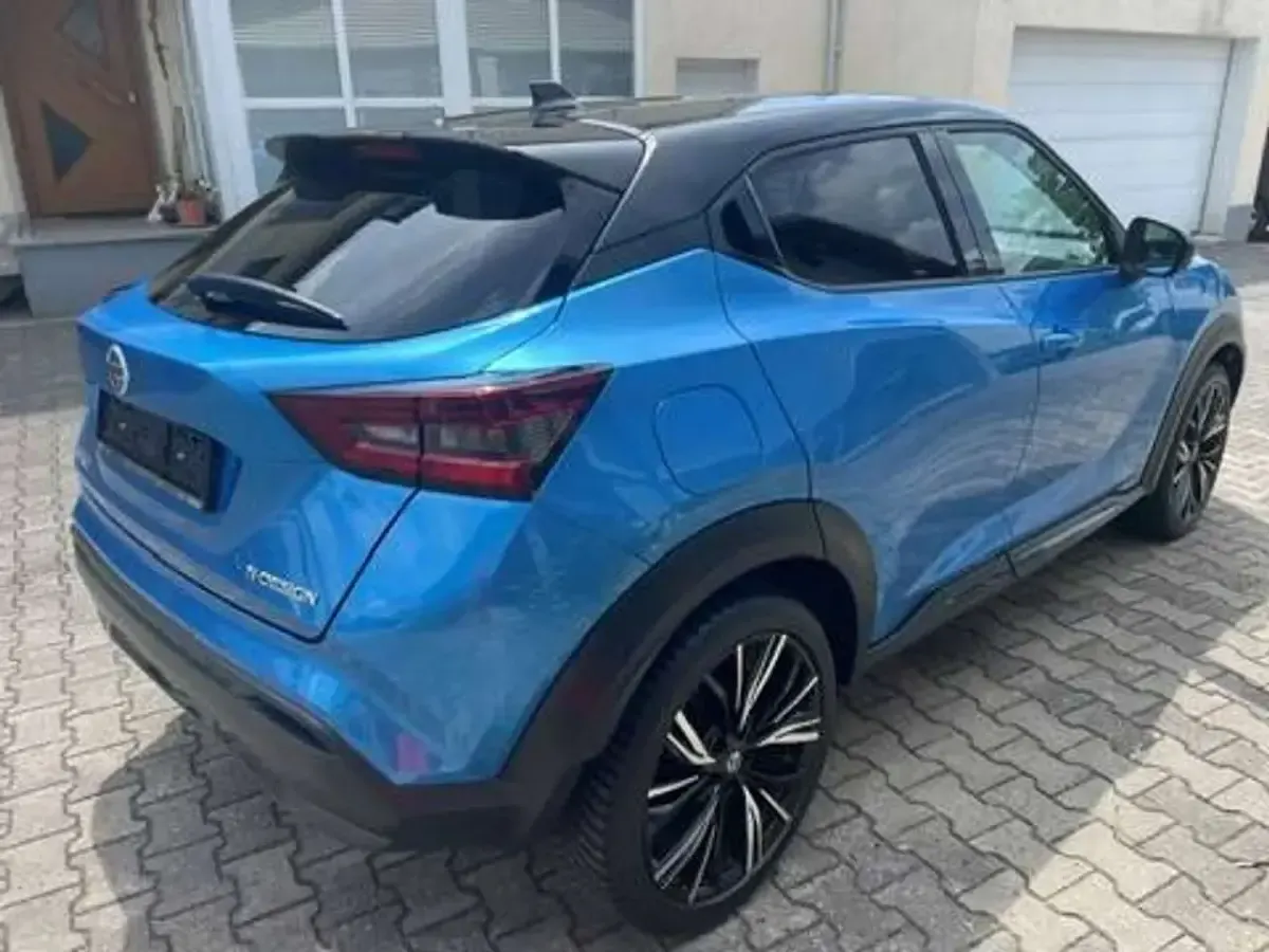 Gebraucht Nissan Juke 114 PS (83 kW) 2021 Vivid blue met / black SUV