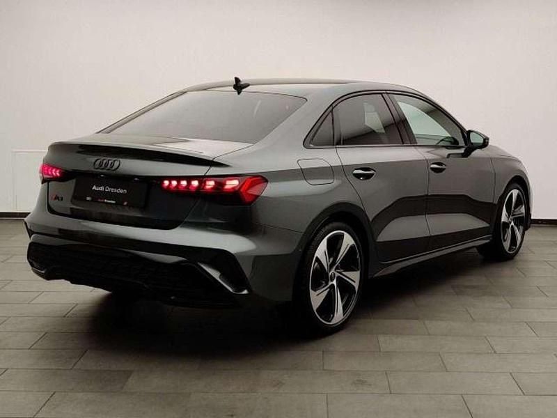 Gebraucht Audi A3 S-Line 150 PS (110 kW) 2024 Daytonagrau perleffekt Limousine