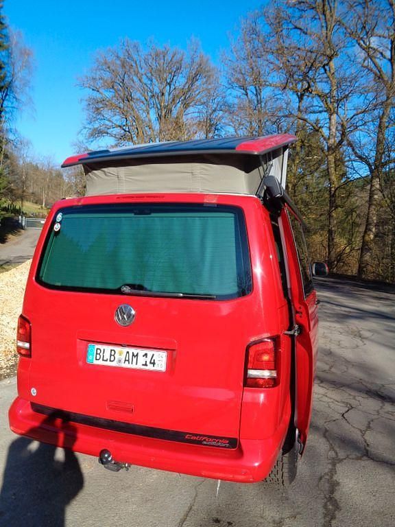 Gebraucht VW California Edition 180 PS (132 kW) 2013 Rot Van