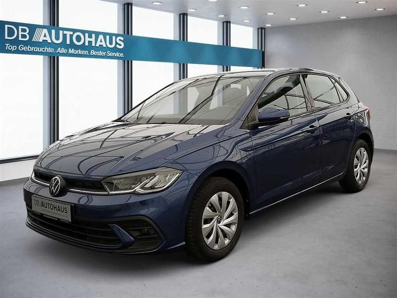 Blau Gebraucht 2023 VW Polo Life Kleinwagen | 17.170 € (Guter Preis) - Bild 1/4